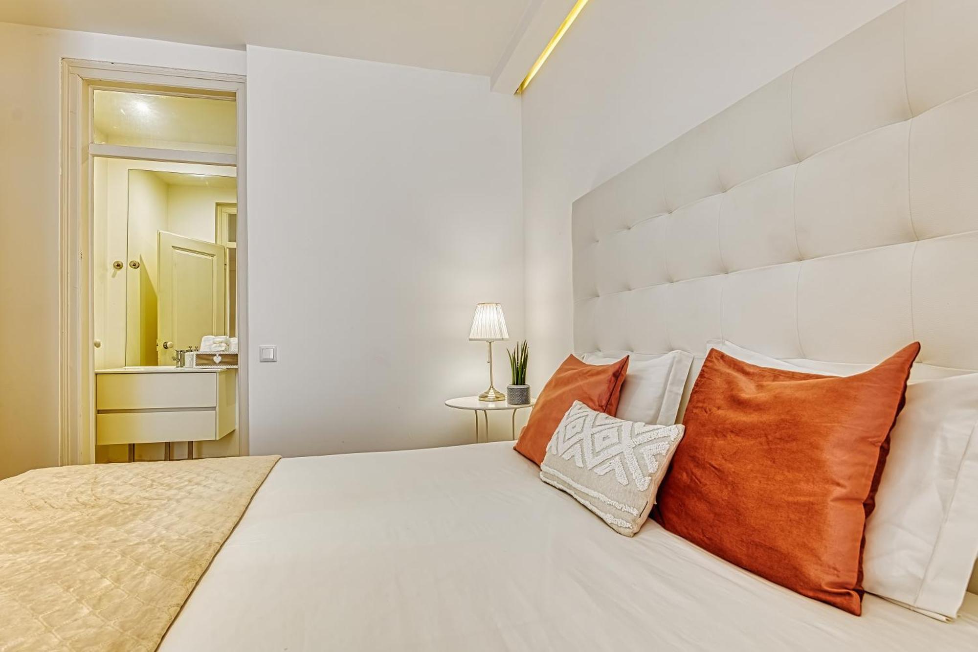Inloveapartments - City Center For Family Лиссабон Экстерьер фото